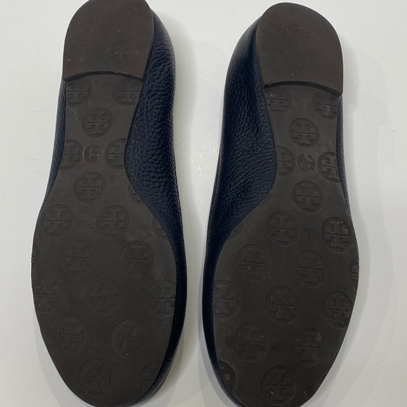 Tory Burch Logo Flats - Picture 3 of 5